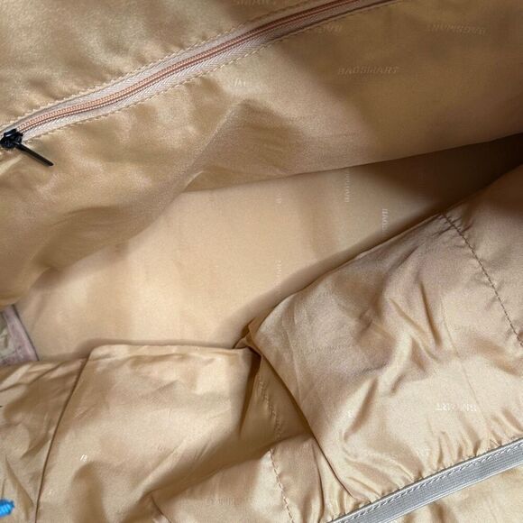 Bagsmart Light Gray Canvas Weekender Tote Bag - NWOT Comes with extras - Picture 7 of 11